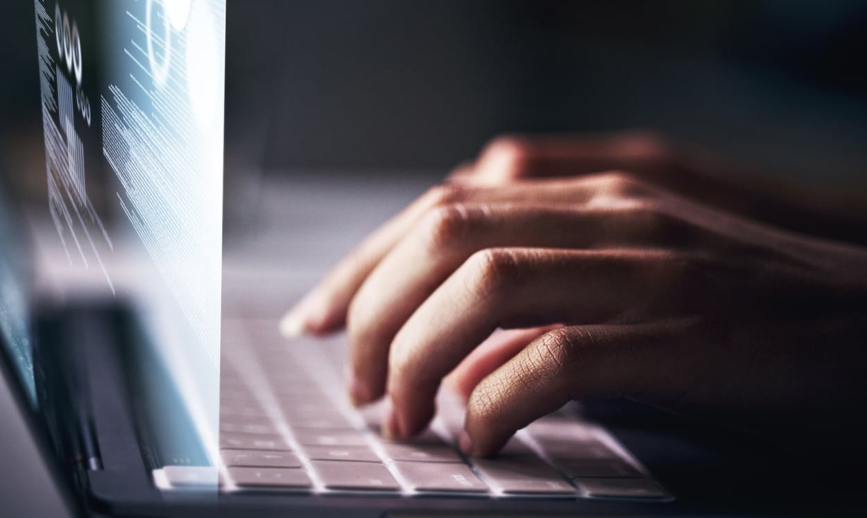 react code laptop