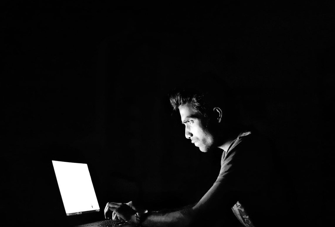 nodejs code laptop