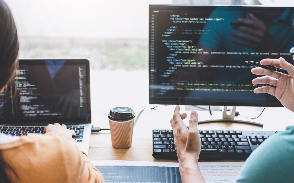 react code testing laptop