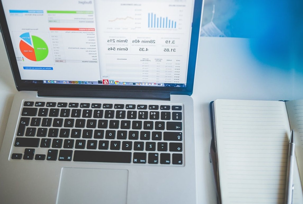 google analytics dashboard laptop