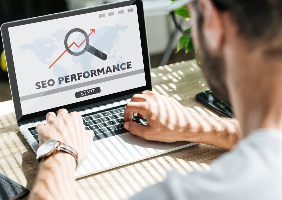 google analytics dashboard laptop